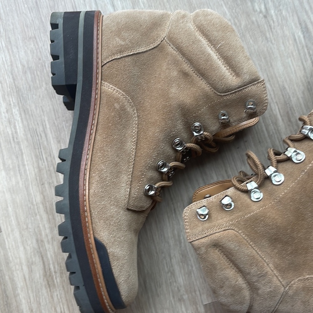 🎉Host pick🎉Marc Fisher Ltd Idaran Hiker Boot Light Cognac Suede Women’s 9.5 - Picture 2 of 13